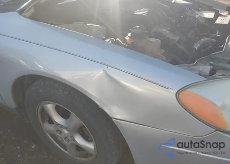 2002 Ford Taurus Ses z USA, uszkodzony, nr VIN 1FAFP55U82A253987